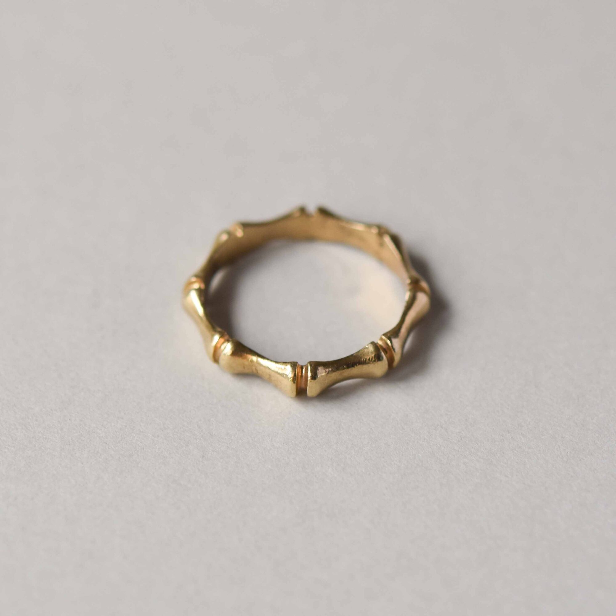Vintage 9ct gold bamboo band ring - Image 2
