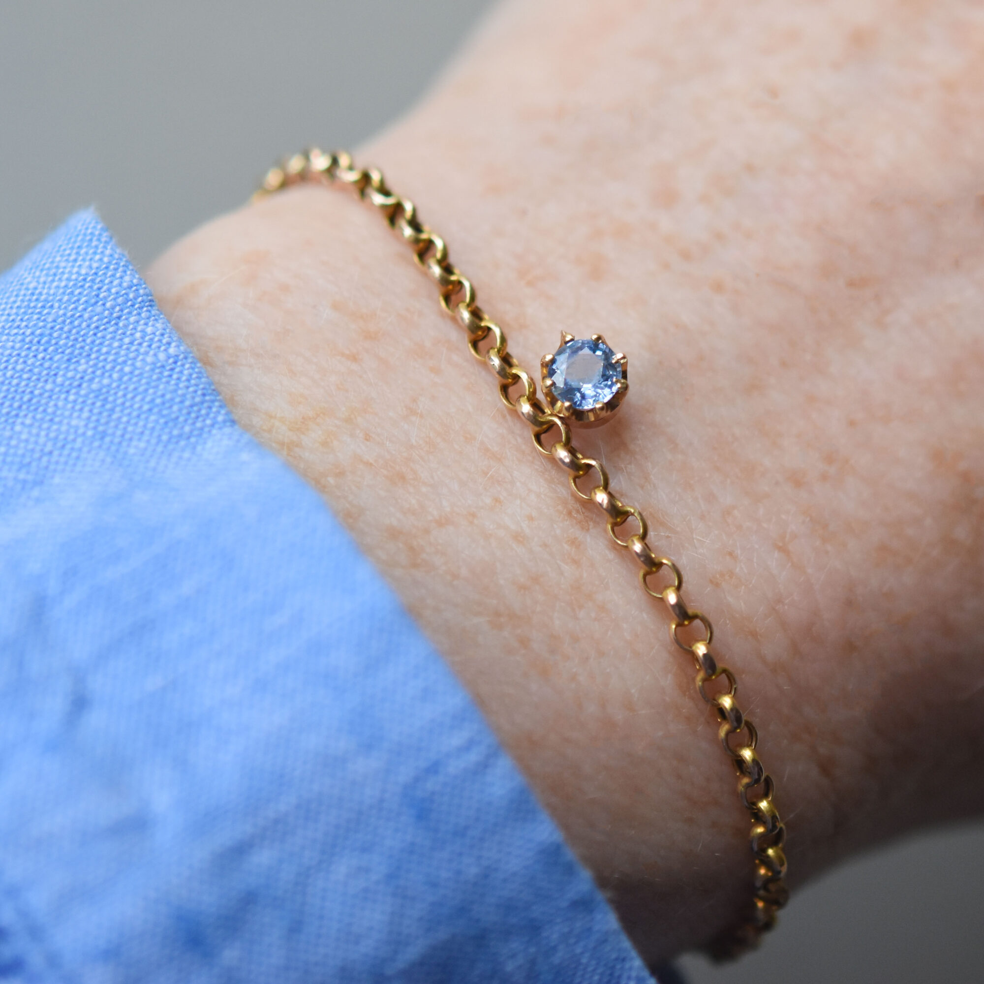 Bespoke 9ct gold cornflower blue bracelet *reserved for A*