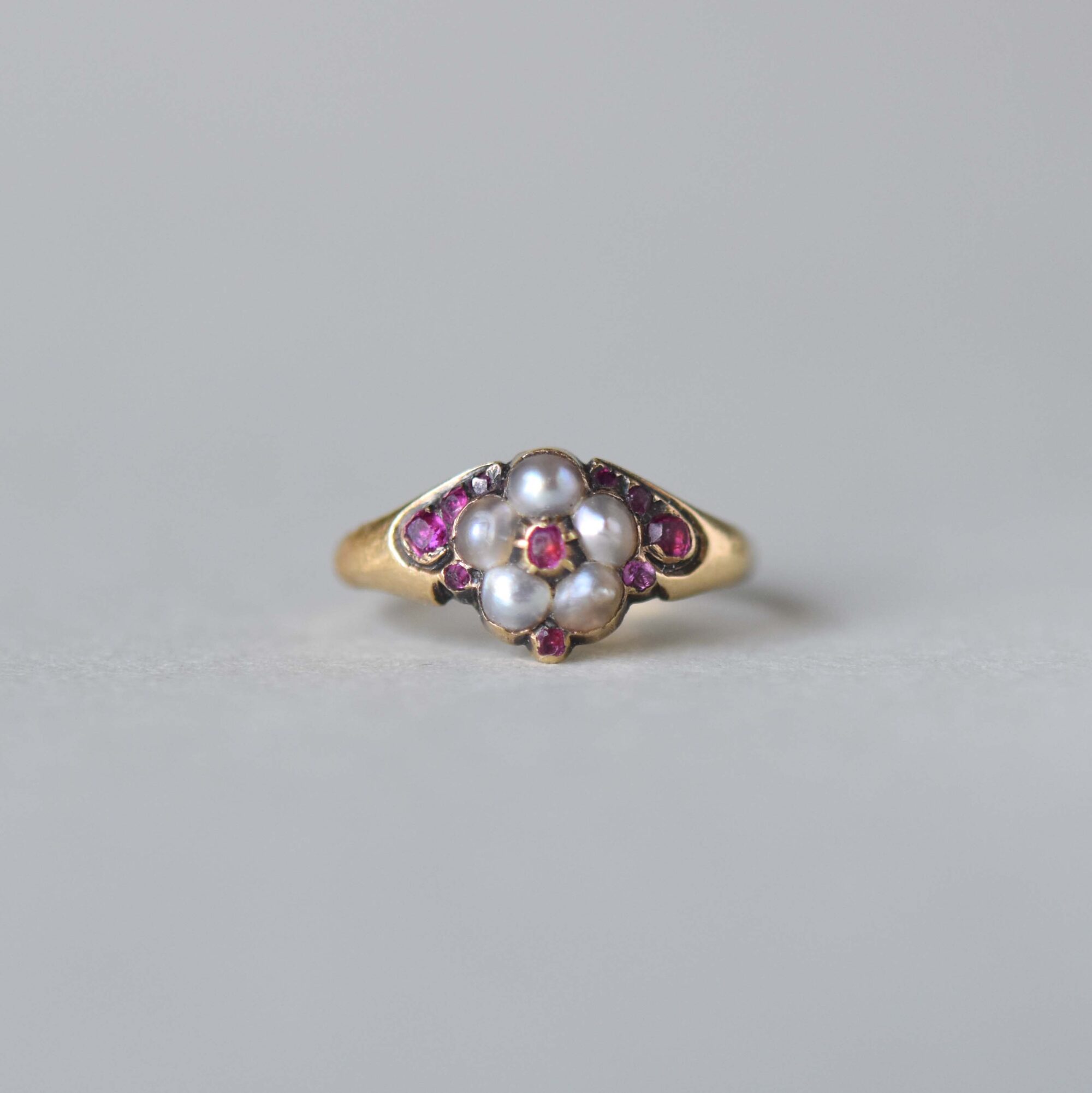 Antique early Victorian 18ct gold ruby and ring c.1850 - 1860s *reserved*