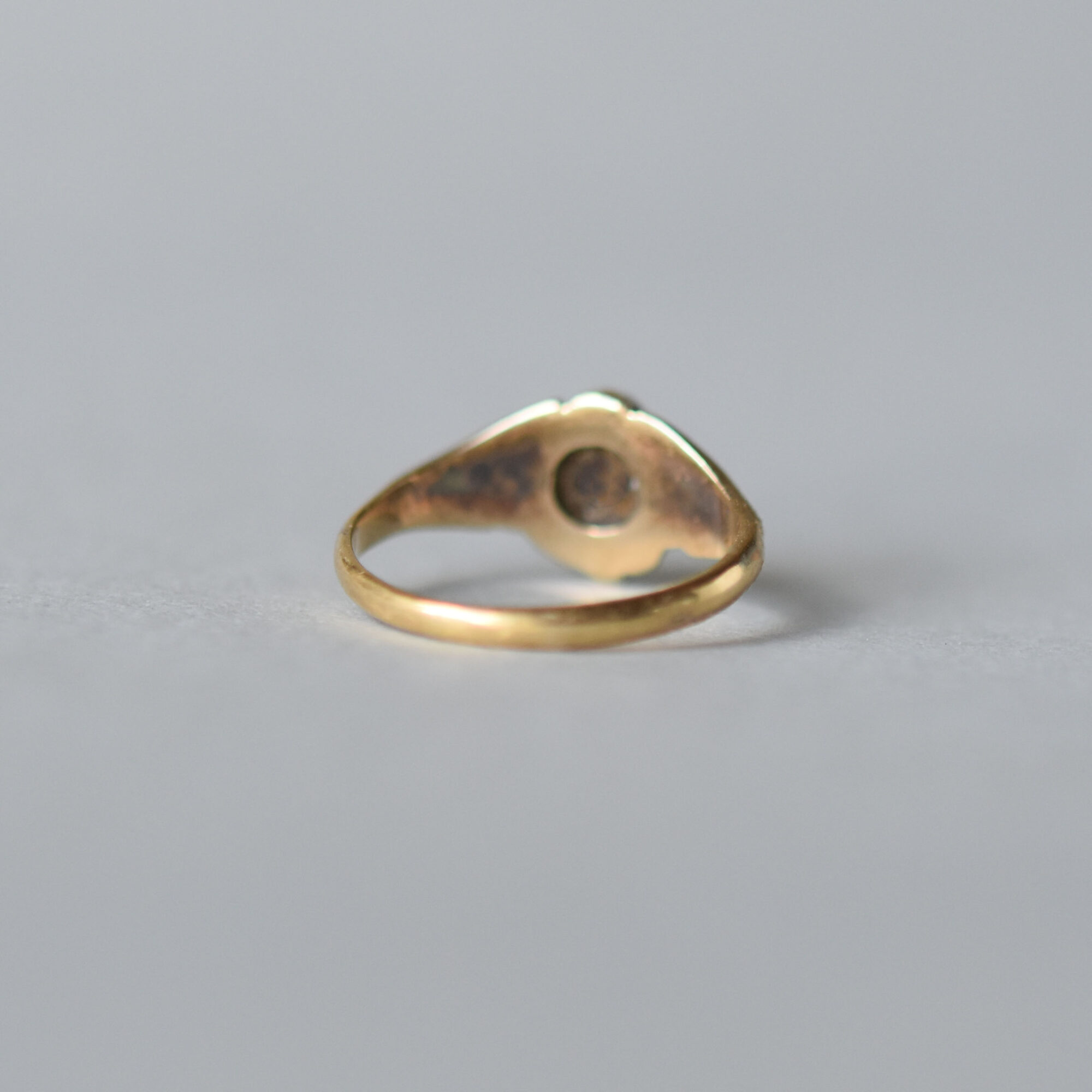 Antique early Victorian 18ct gold ruby and ring c.1850 - 1860s *reserved* - Image 4