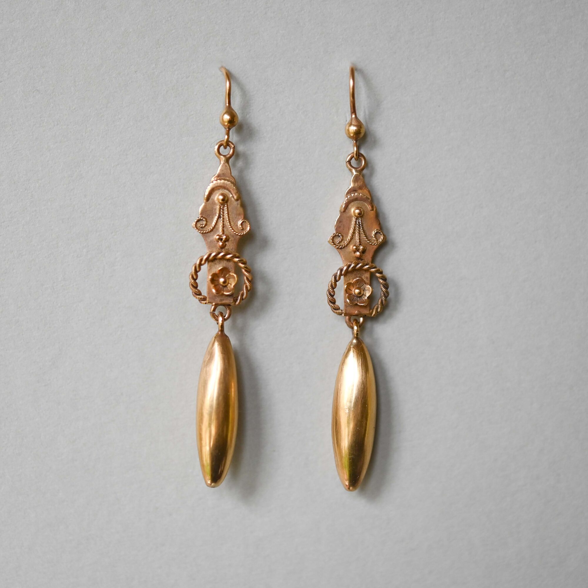 Antique Victorian 9ct gold forget me not torpedo drop earrings