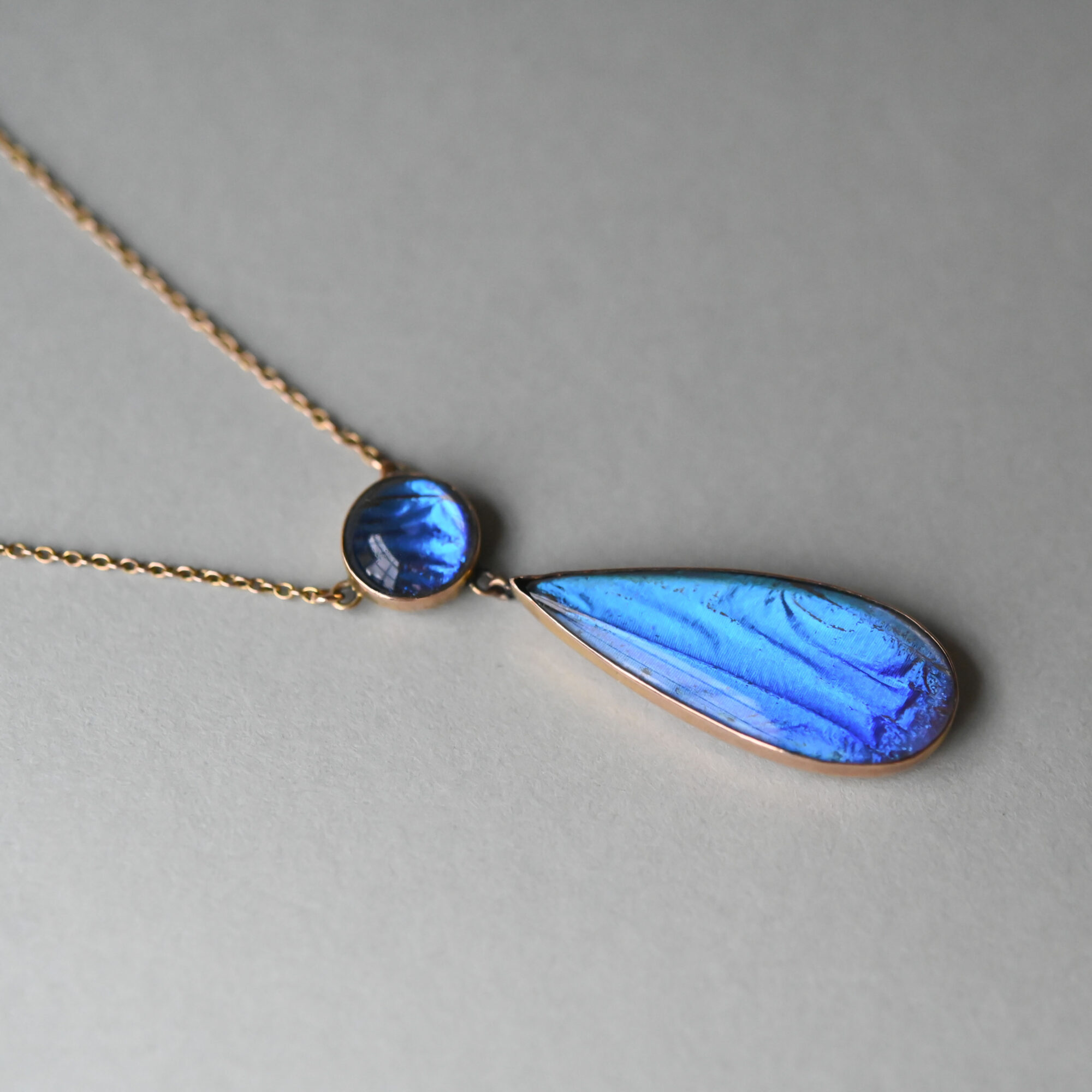 SOLD *Art Deco 9ct gold butterfly drop necklace* reserved for R - Image 4