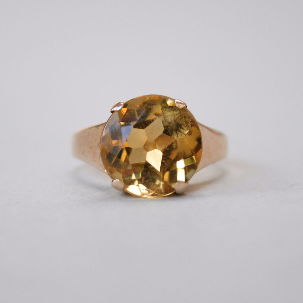 Vintage 9ct gold citrine solitaire ring