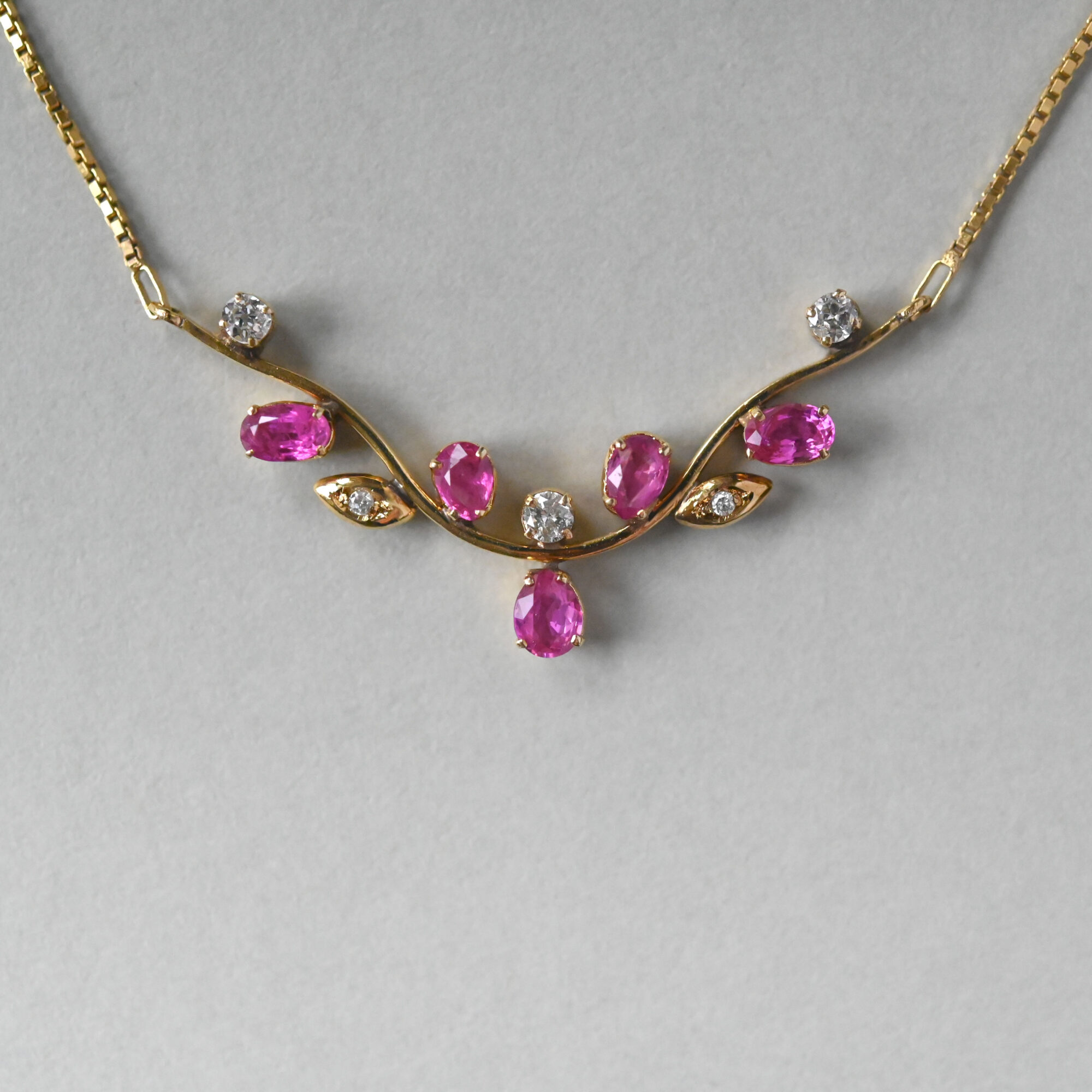 Contemporary 14ct gold ruby and diamond branch necklace - Image 5