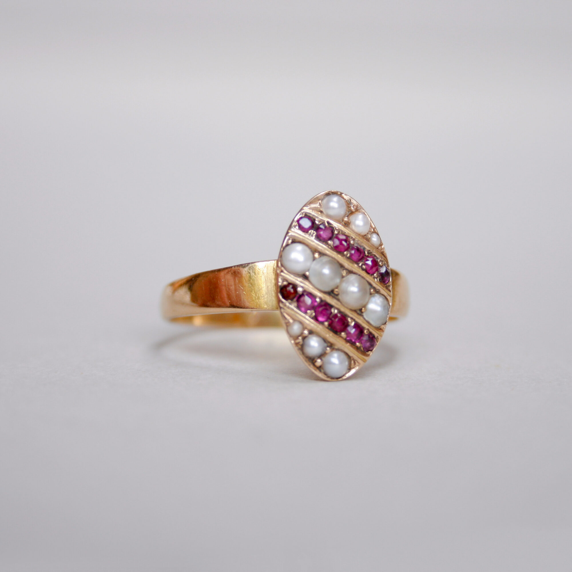 Antique Victorian 18ct gold ruby and pearl navette ring 1871 - Image 2