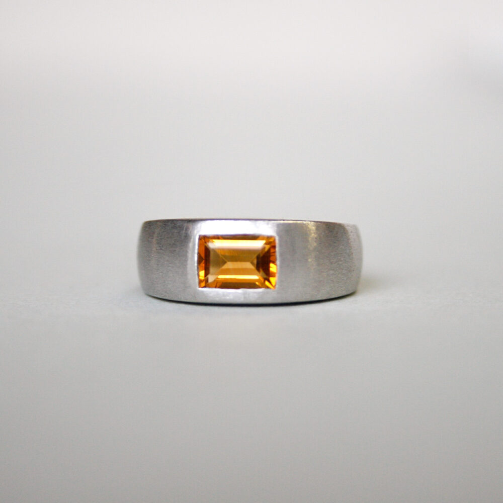 Contemporary 9ct white gold citrine band ring