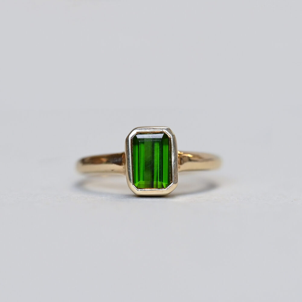 Contemporary 9ct gold step cut green tourmaline ring
